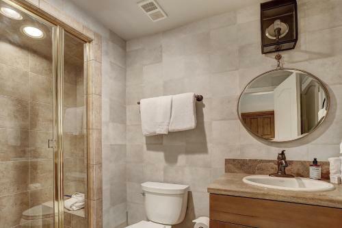 Apartamento 2br Gorgeous & Updated Condo Arrowhead Condo