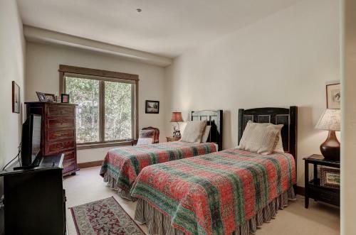 Apartamento Elegant Updated 3 Bedroom Condo At One Arrowhead Place Condo