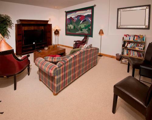 Arrowhead 254