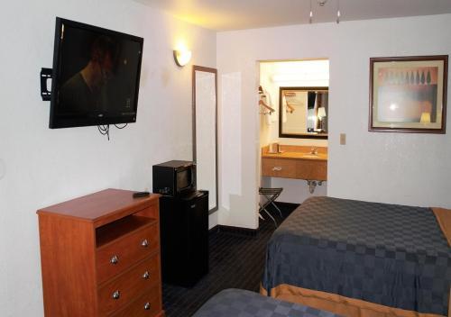 Hotel Desert Inn