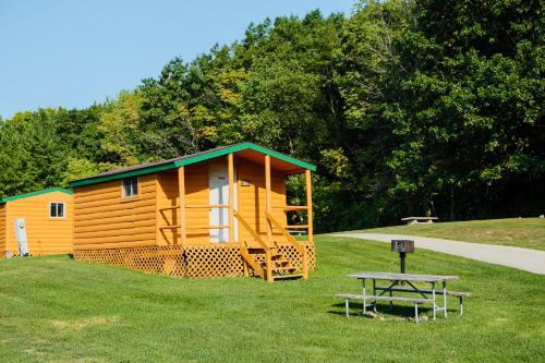 Plymouth Rock Camping Resort One-bedroom Cabin 5