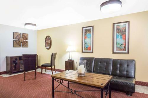 Hotel Super 8 By Wyndham Elko