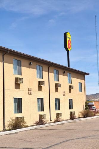 Hotel Super 8 By Wyndham Elko