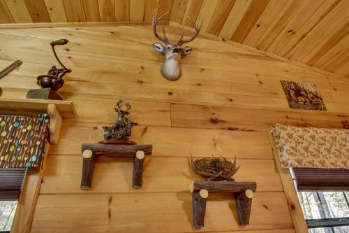 Tree Song Mountain Creek Cabin