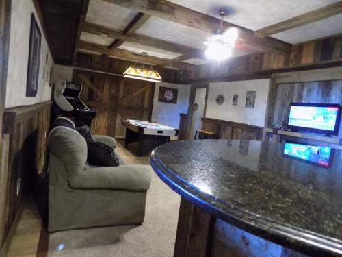 Birds Eye View Cabin