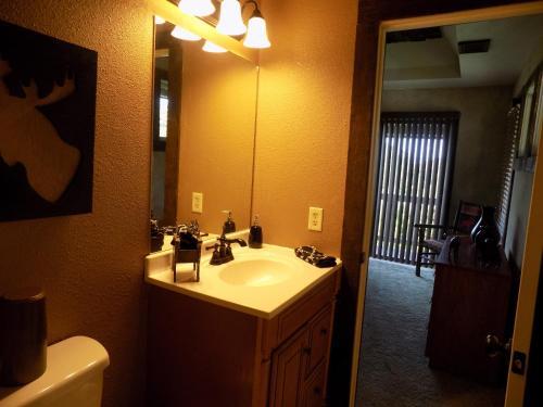 Birds Eye View Cabin