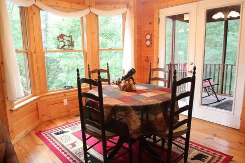 Laughing Bear Cabin