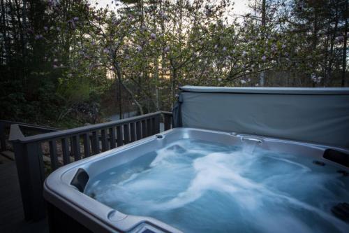 Bear Rock Lodge