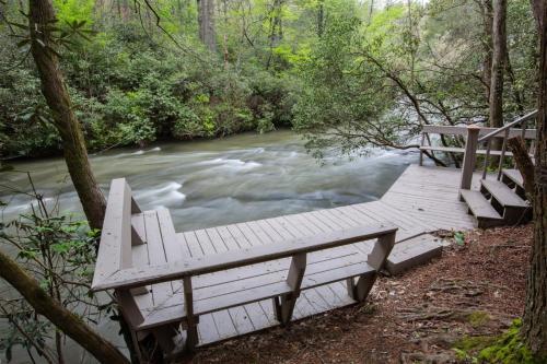 Cool River Dreams