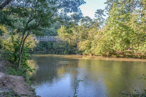 Harleys River Retreat