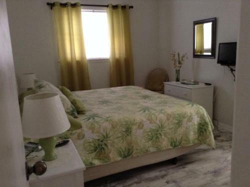 Villa Two Bedroom Paradise Cove Unit 10