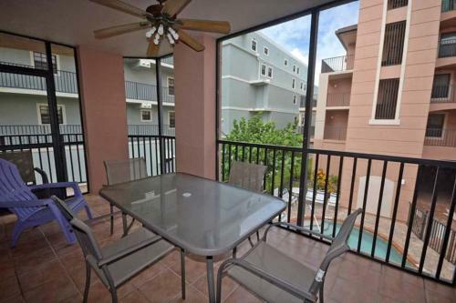 Barefoot Beach 501