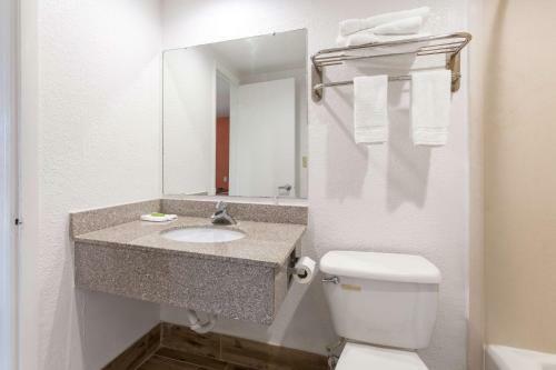 Hotel Studio 6 Englewood