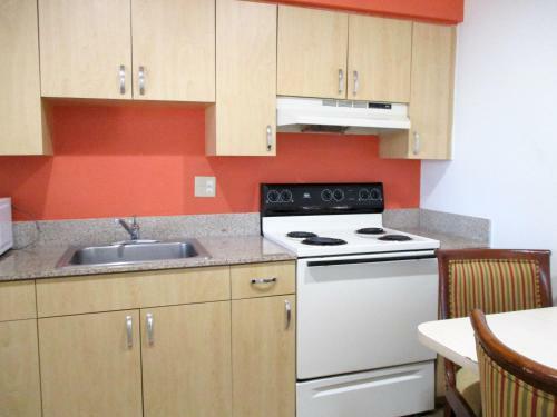 Hotel Studio 6 Englewood