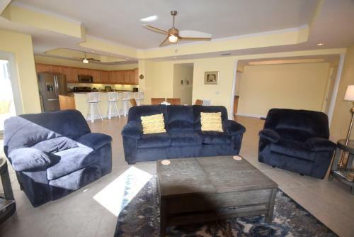 Sunrise Pointe 1-202