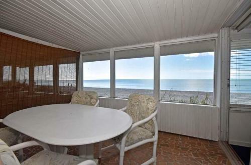 20-b Sand Dollar Ln