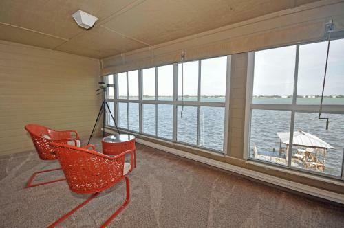 Spinnaker Bay 2