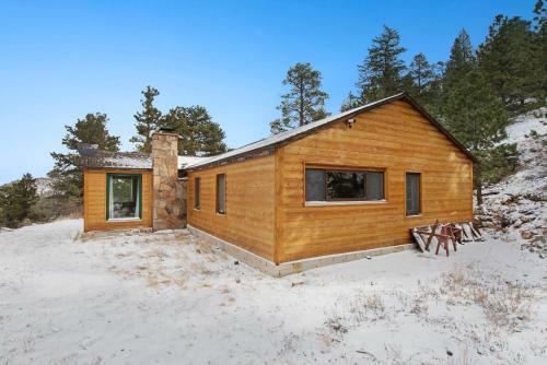 Flower Lane Cabin