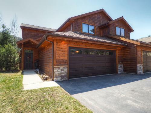 Rambling River Townhouse
