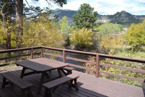 Murphy's Riverside Cottage - E.v. Reg #3362
