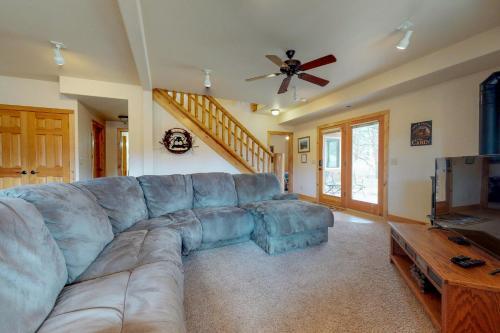 Twin Pines Cabin