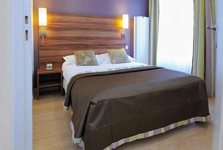 Hotel Residhome Bures La Guyonnerie