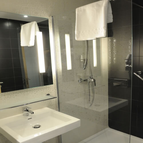 Hotel Kyriad Prestige Perpignan Centre Del Mon