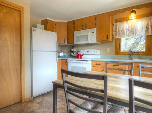 Coyote Cabin