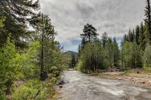 Estes Park Escape