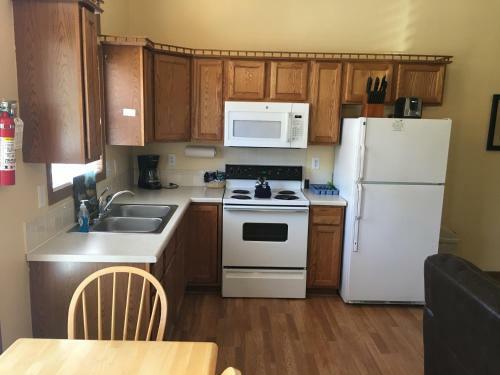 Lodge Riverview Pines