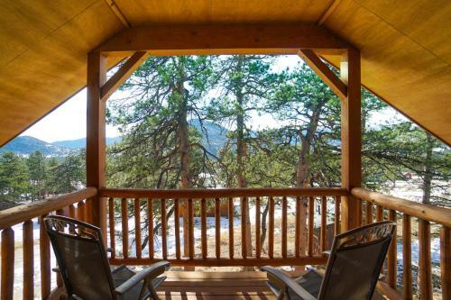Crest Cabin