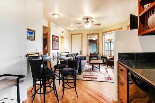 Apartamento Castle Mountain 14b Condo