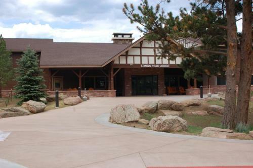 Hotel Ymca Of The Rockies