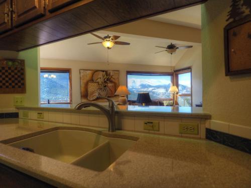 Apartamento 1421 Saint Moritz Condo #1