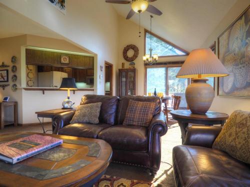 Apartamento 1421 Saint Moritz Condo #1