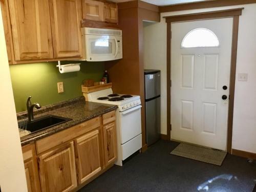 Ah, Rose Marie Downtown Bed And Breakfast