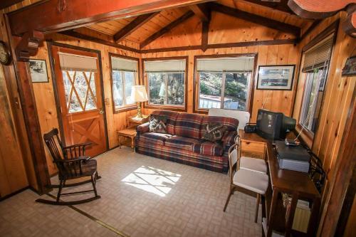 Cable Idle Ours Original Fawnskin Mountain Getaway