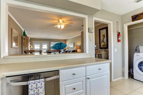 3095a S Fletcher Up Home