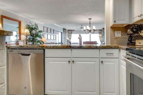 Apartamento High Surf Condo