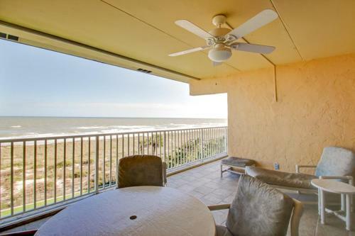 Atlantis #405 Apartment