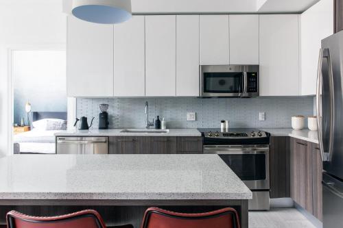 Apartamento Midtown Village 2005