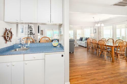 Apartamento 1709 E Ashley Bacon In The Sun