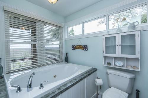Bella Vista Home