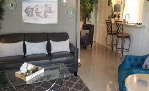 Apartamento Tropical Studio With Private Kitchen And Bath