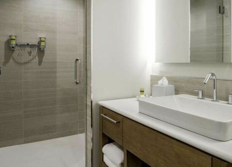 Hotel Element Fort Lauderdale Downtown