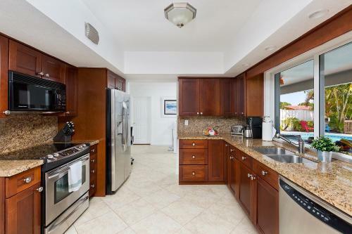 Coral Ridge Isles Beauty