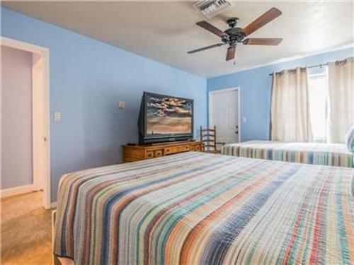 Tradewinds-by-the-sea