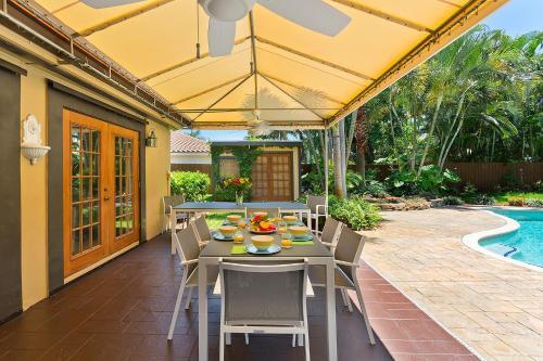 Fort Lauderdale Tropical Hideaway
