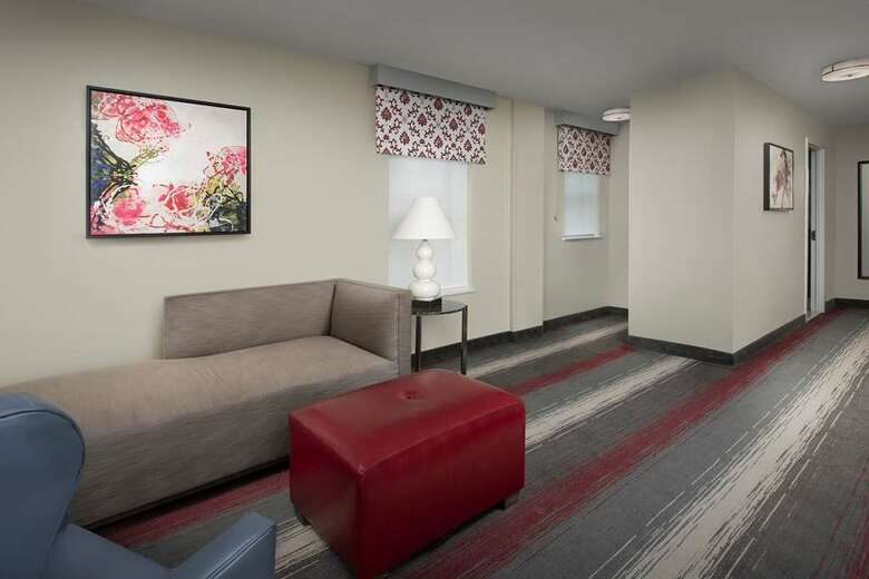 Hotel West End Washington Dc Tapestry Collection
