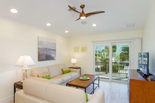 Endless Summer - Fort Myers Beach